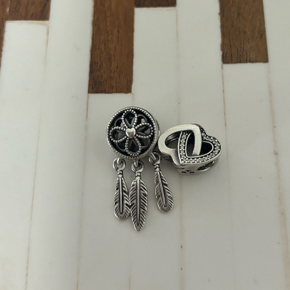 Pandora charms - Picture 2 of 2